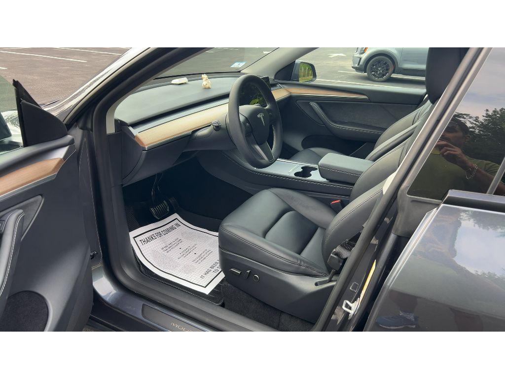 tesla model y 2023 7SAYGDEE8PF853688 image tesla model y 2023 7SAYGDEE8PF853688 image